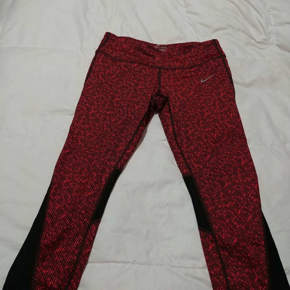 Nike Dri-Fit work out capris